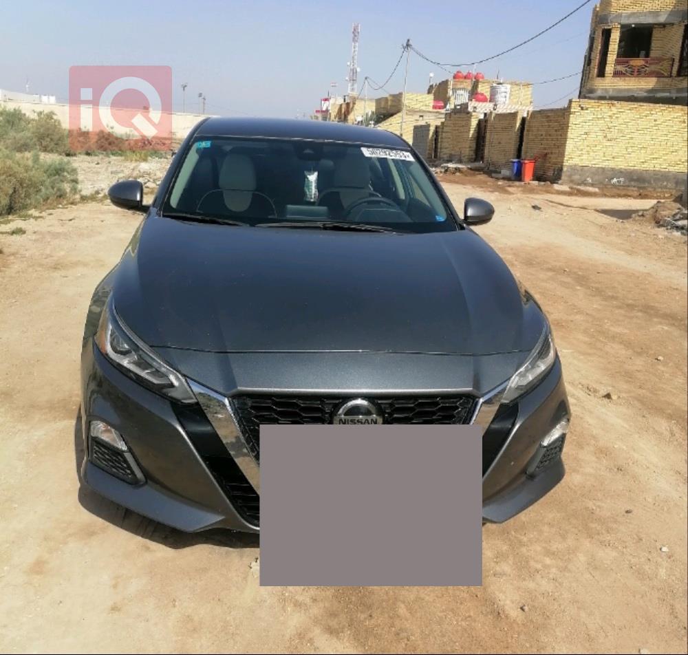 نیسان ئەلتیما
